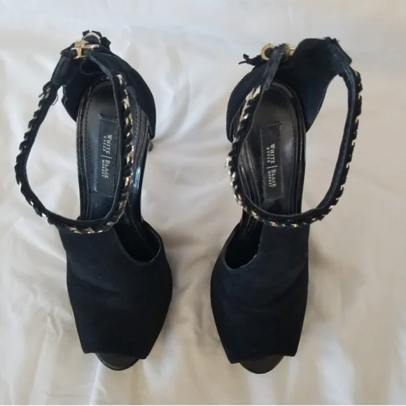 WHBM White House Black Market Adonia Black Peep Toe Stiletto Heels Boot 6.5 EUC - Picture 5 of 10